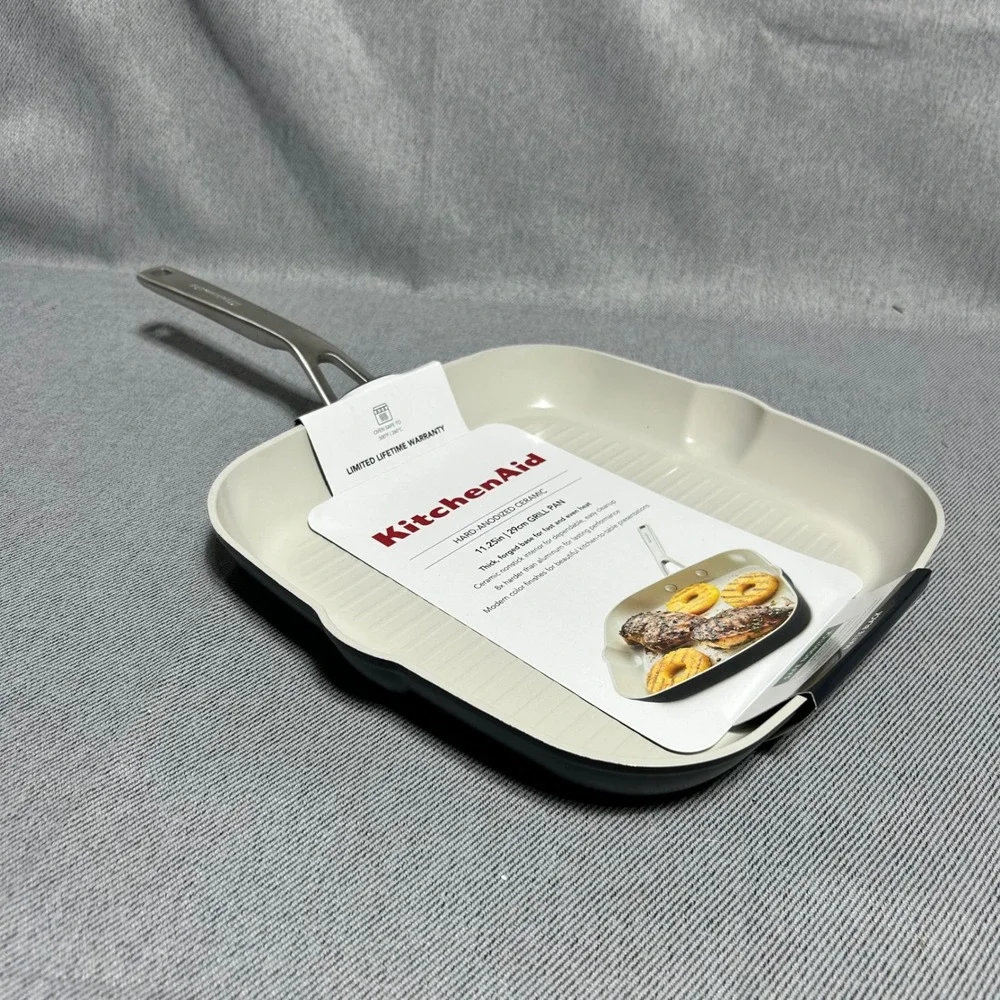 KitchenAid Grill‎ Pan 11.25in Matte Black Hard-Anodized Ceramic Nonstick Square